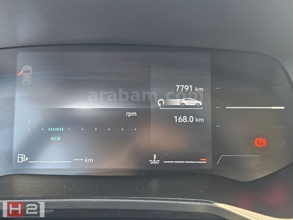 ÇAMKIRAN H2 GAZİEMİR'den2025 Renault Clio 1.0 Tce Evolution Otm