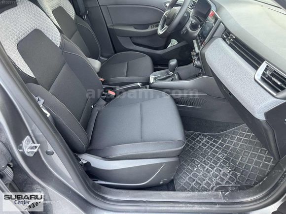2025 Clio 1.0 Tce Otomatik - Hatasız , Boyasız , Çelik Jantlı