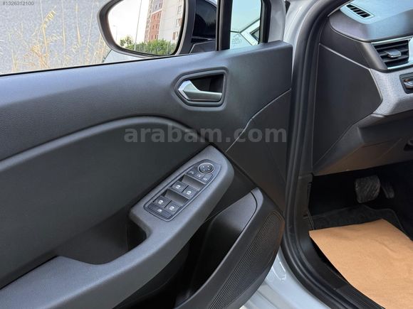 CMK AUTO&&CLİO 2025 1.0 TCE EVOLUTION OTOMATİK GSR 2 NARDO GRİ