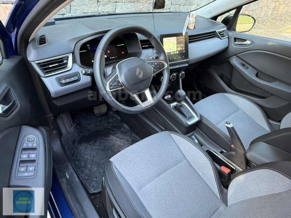 SENOZ OTODAN 2025 CLIO 1.0 OTOMATIK VITES 29.000 KM HATASIZ