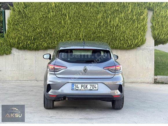 2025 RENAULT CLIO 1.0 TCe EVOLUTION X-TRONIC 90HP 13000KM HATASZ
