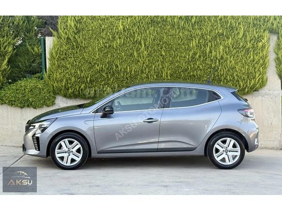 2025 RENAULT CLIO 1.0 TCe EVOLUTION X-TRONIC 90HP 13000KM HATASZ