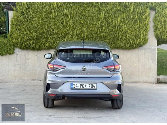 2025 RENAULT CLIO 1.0 TCe EVOLUTION X-TRONIC 90HP 13000KM HATASZ