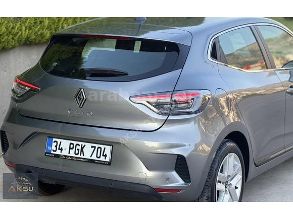 2025 RENAULT CLIO 1.0 TCe EVOLUTION X-TRONIC 90HP 13000KM HATASZ