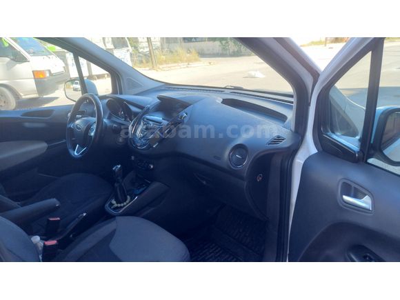 SAHİBİNDEN SATILIK 2016 MODEL 1.6 OTOMOBİL RUHSATLI