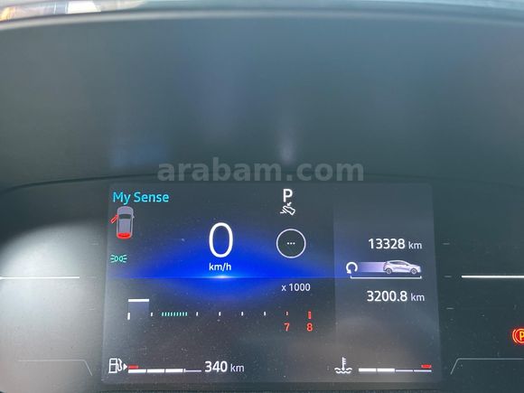 Sahibinden Renault Clio 1.0 TCe Techno Esprit Alpine 2023 Model