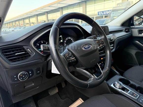 OTOMATİK 2020 FORD FOCUS 97 BİN KM HATASIZ
