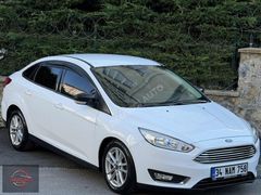 FORD FOCUS TRENDX OTOMATİK YENİ KASA TEMİZ DÜŞÜK KM
