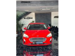RİVA MOTORS'DAN TEMİZ 2020 FORD FOCUS TREND X OTOMATİK