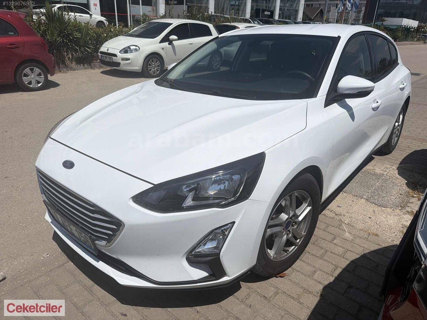 Galeriden Ford Focus 1.5 Ti-VCT Trend X 2021 Model Bursa 68.000 km Beyaz 4