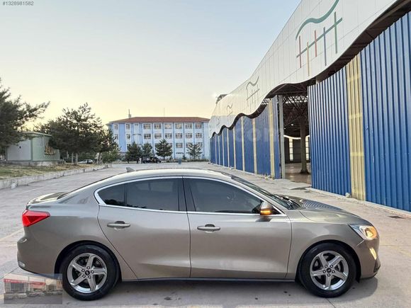 2019 MDL 77 KM DEĞİŞENSİZ KAYITSIZ LPGLİ YARIM PARÇA BOYALI