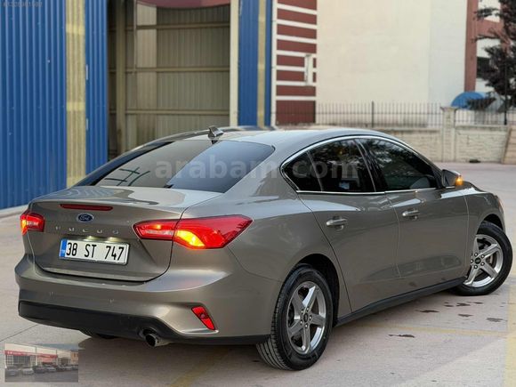 2019 MDL 77 KM DEĞİŞENSİZ KAYITSIZ LPGLİ YARIM PARÇA BOYALI