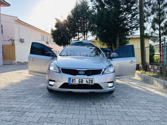 Sahibinden Kia Ceed 1.6 CRDi Motion 2011 Model  280.000 km Gri (Gümüş)