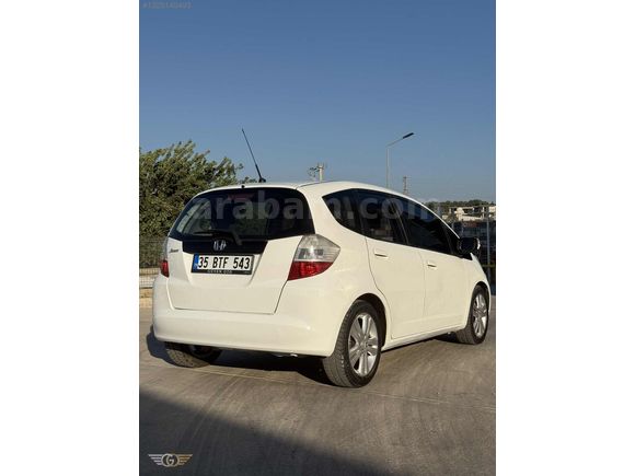 GÜVEN'DEN HONDA JAZZ CAM TAVANLI