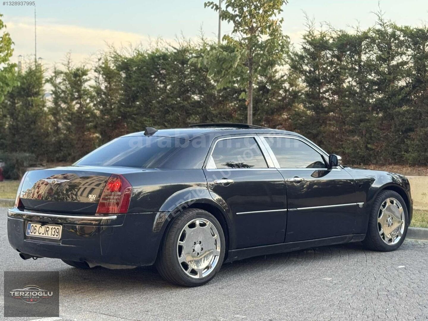 Galeriden Chrysler 300 C 3.0 CRD 2006 Model İstanbul 473.000 km Siyah 7