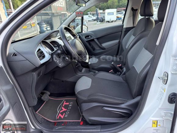 2014 MODEL CİTROEN C3 OTOMATİK DEĞİŞENSİZ TERTEMİZ