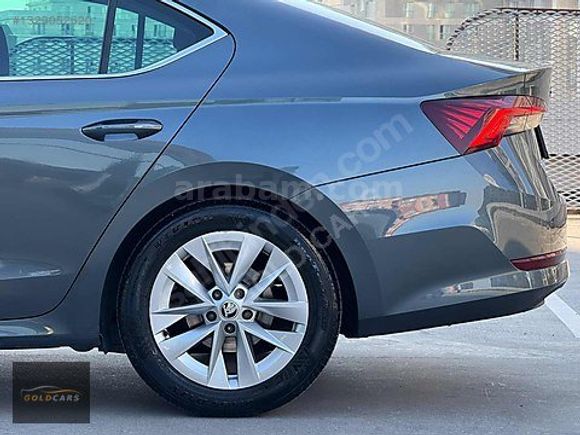 2021 Çıkış - Skoda Octavia 1.5 TSİ e-Tec Premium DSG 150 HP