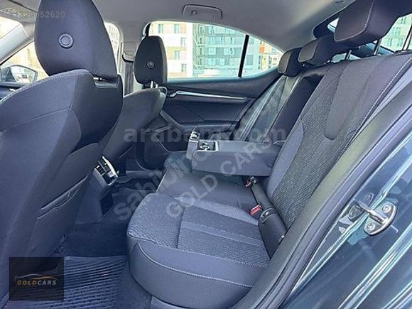 2021 Çıkış - Skoda Octavia 1.5 TSİ e-Tec Premium DSG 150 HP