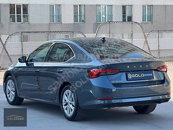 2021 Çıkış - Skoda Octavia 1.5 TSİ e-Tec Premium DSG 150 HP