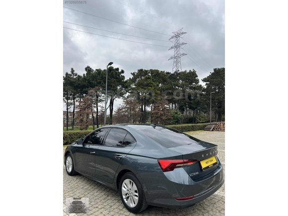 MERT TURANDAN 2021 OCTAVİA 1.5 E-TEC ELİTE DSG HATASIZ 152.000KM