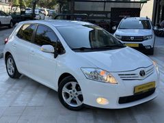 DİNÇER OTOMOTİV'DEN 2011 MODEL TR'DE NADİR KM’DE / OTO VİTES AURİS 1.SINIF 