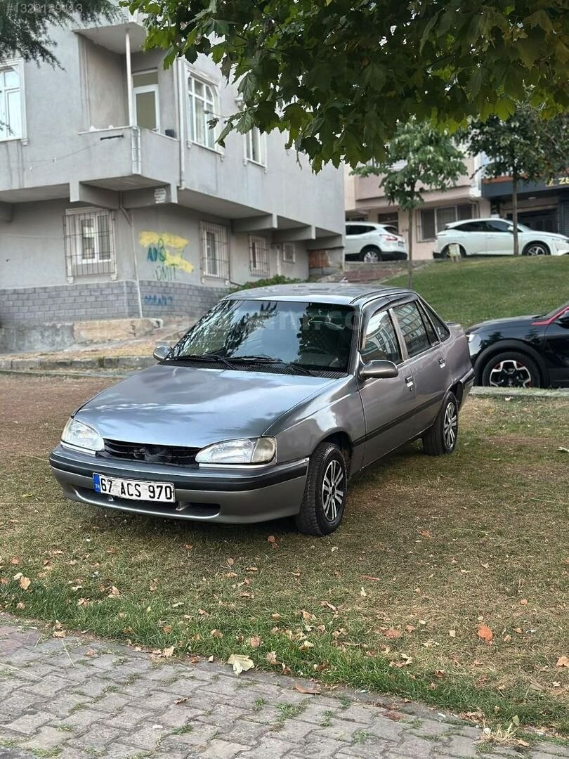 Galeriden Daewoo Racer 1.5i 1997 Model İstanbul 315.000 km Füme 6