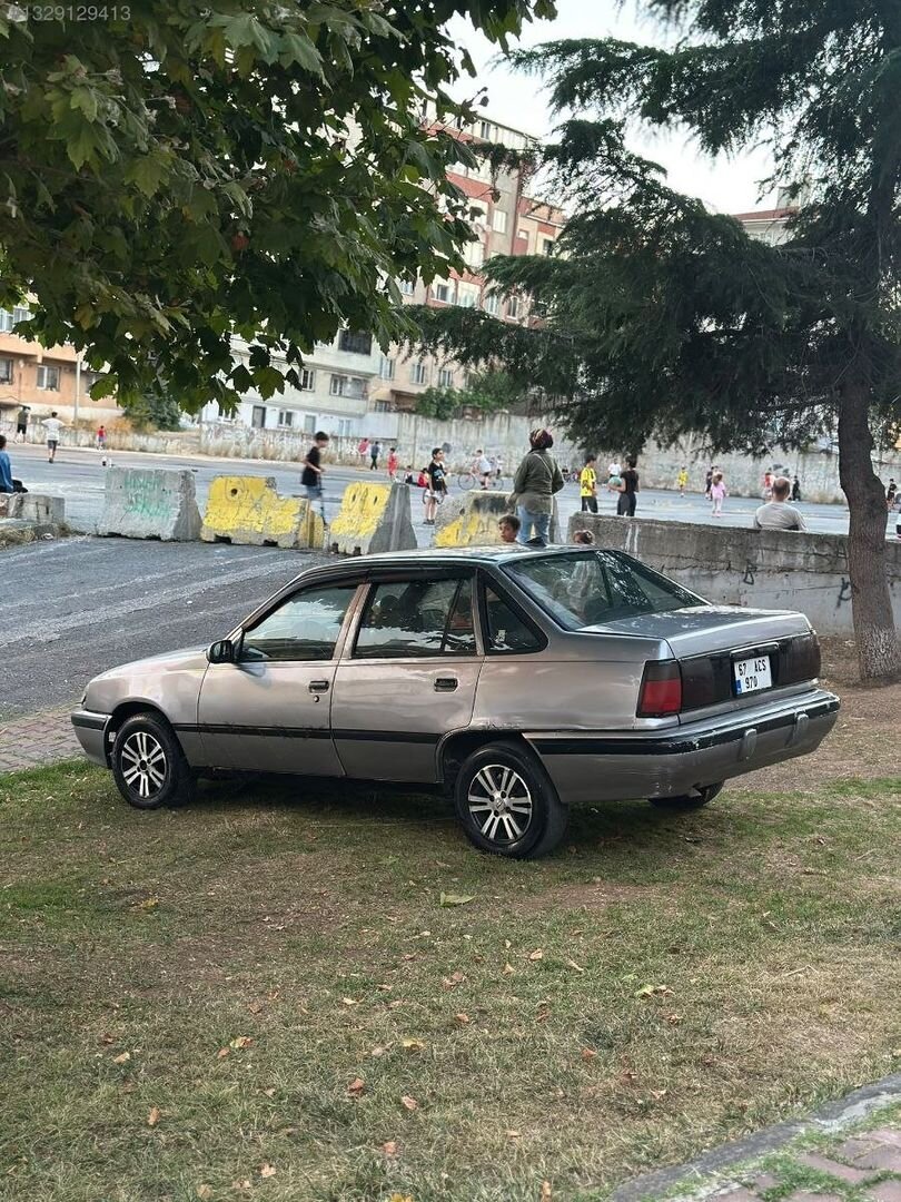 Galeriden Daewoo Racer 1.5i 1997 Model İstanbul 315.000 km Füme 3