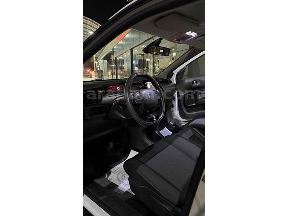 Sahibinden Citroen C4 Cactus 1.2 PureTech Feel 2015 Model 