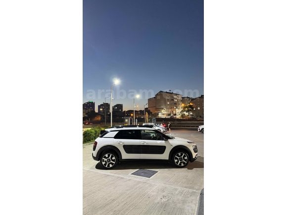 Sahibinden Citroen C4 Cactus 1.2 PureTech Feel 2015 Model 