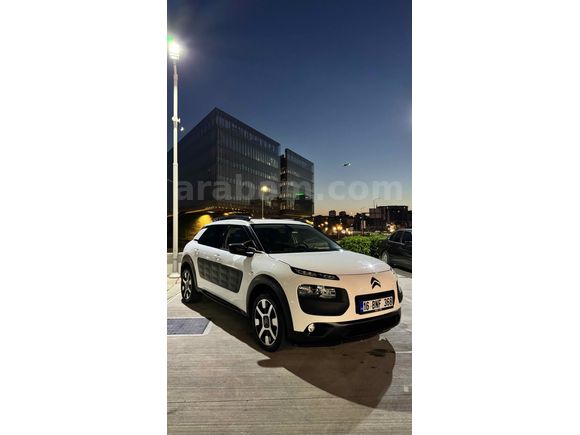 Sahibinden Citroen C4 Cactus 1.2 PureTech Feel 2015 Model 