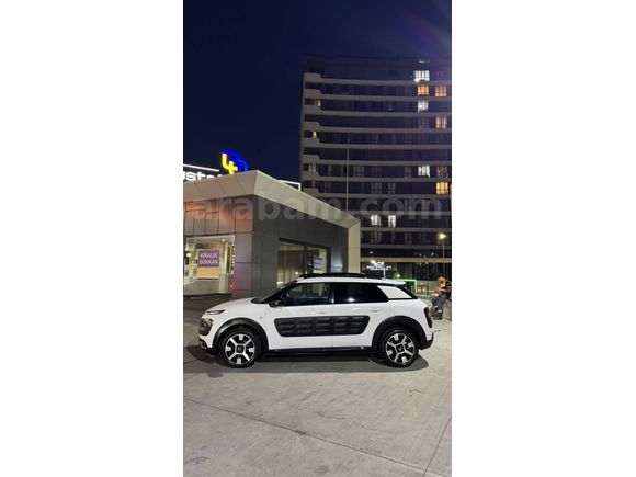 Sahibinden Citroen C4 Cactus 1.2 PureTech Feel 2015 Model 