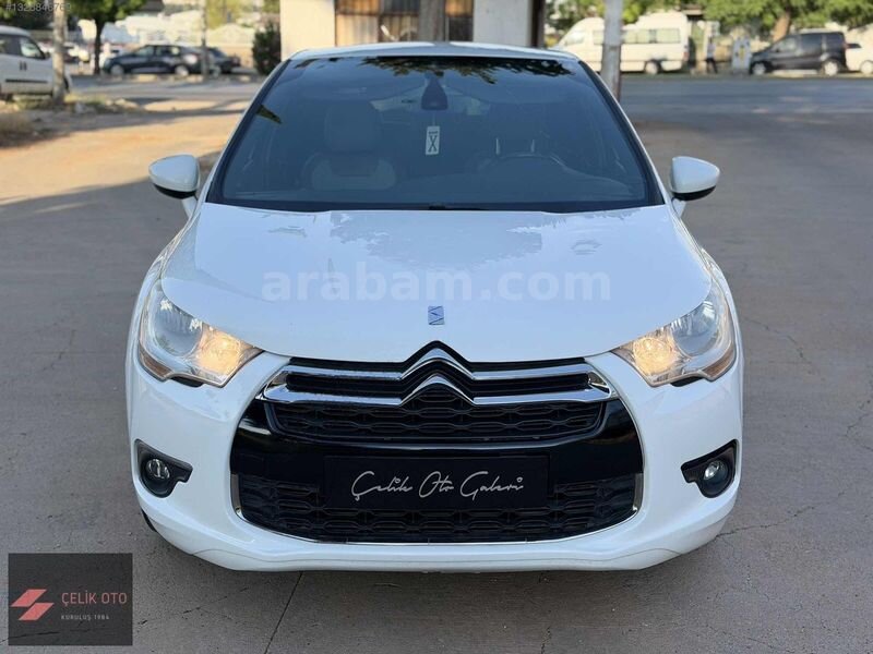 Galeriden DS Automobiles DS4 1.6 e-HDi D-Sport 2013 Model Gaziantep 208.000 km Beyaz