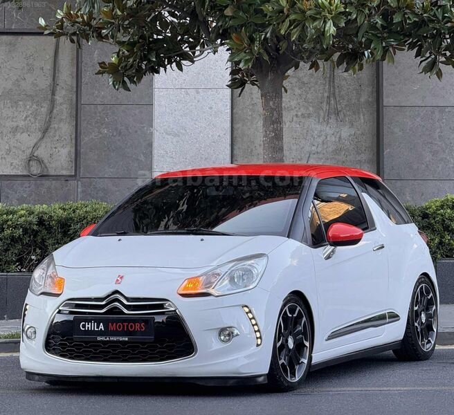 Galeriden DS Automobiles DS3 1.6 e-HDi DStyle 2012 Model İstanbul 200.000 km Beyaz