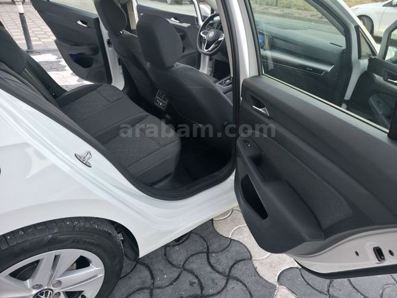 2023 MODEL GOLF 8 OTOMATİK 17 BİN KM