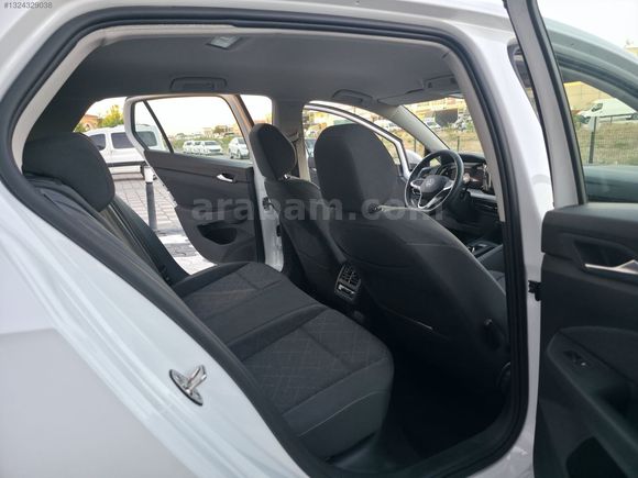 2023 MODEL GOLF 8 OTOMATİK 17 BİN KM