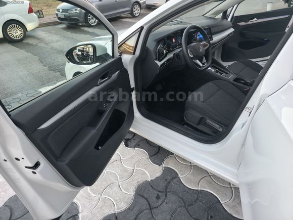 2023 MODEL GOLF 8 OTOMATİK 17 BİN KM