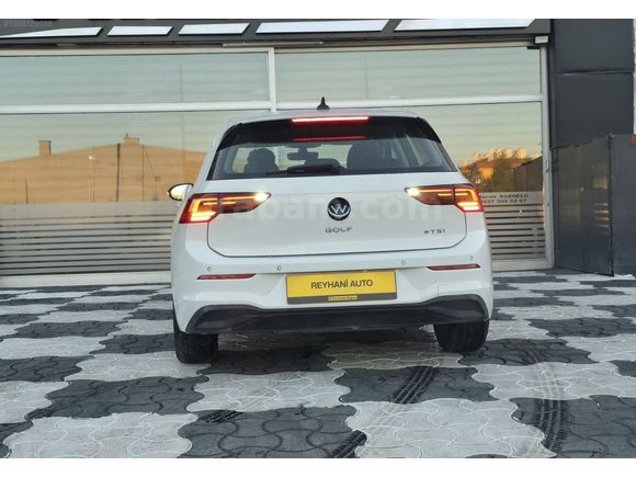 2023 MODEL GOLF 8 OTOMATİK 17 BİN KM