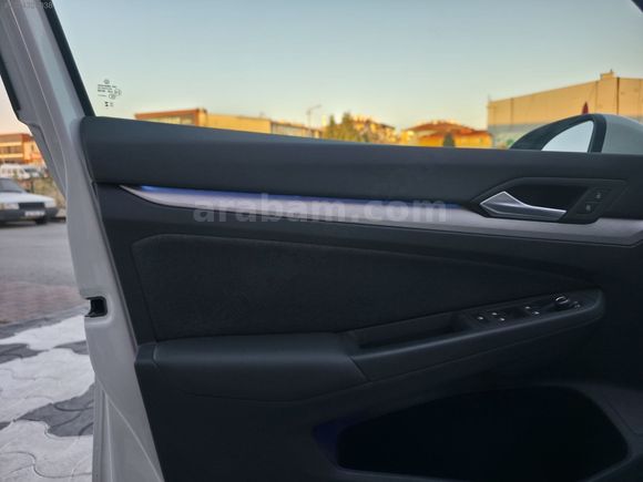 2023 MODEL GOLF 8 OTOMATİK 17 BİN KM