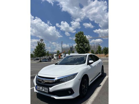 Sahibinden Honda Civic 1.6i VTEC Elegance 2021 Model 