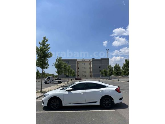 Sahibinden Honda Civic 1.6i VTEC Elegance 2021 Model 