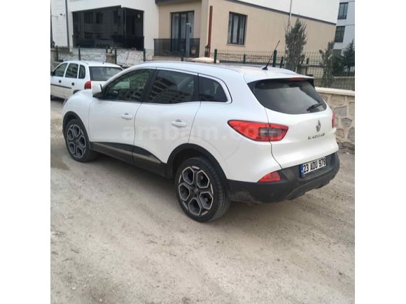 Renault Kadjar 4x4 1.6 dCi Icon paket cam tavanlı 2016  model