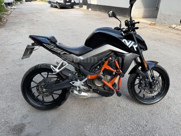 CFMOTO 250 NK 2022