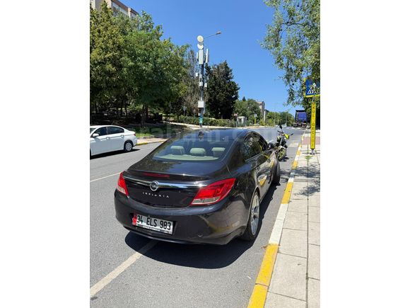 Sahibinden Opel Insignia 1.6 Cosmo 2009 Model