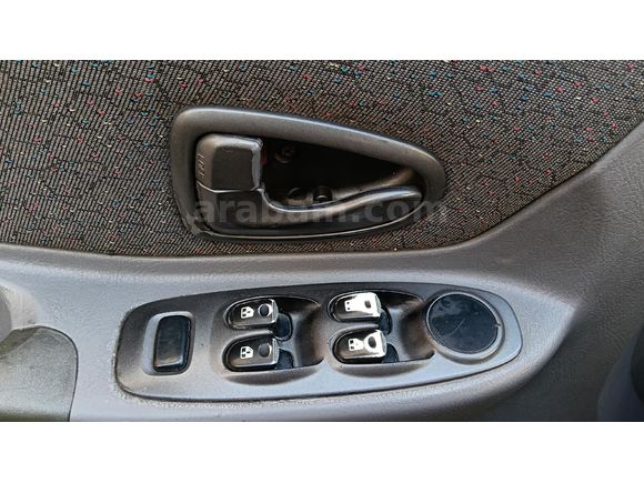 Sahibinden Hyundai Accent 1.3 LX 2000 Model