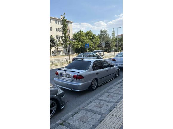 Sahibinden Honda Civic 1.4 i S 2000 Model 