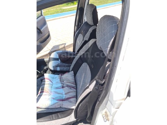 Sahibinden Opel Cor Model  300.000 km Beyaz