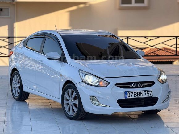 UYAROĞLU'NDAN DİZEL OTOMATİK 7 İLERİ ACCENT BLUE MODE PLUS
