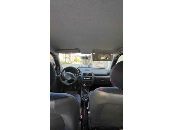 Sahibinden Renault Clio 1.4 RNA 2000 Model 