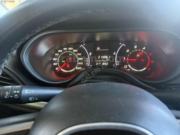 GALERİ75-2018-FİAT EGEA-1.3M.JET-EAYS-TEMİZ-TESLA EKRANLI