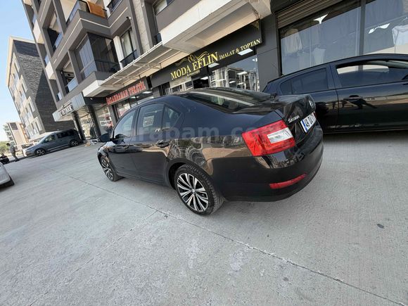 Sahibinden Skoda Octavia 1.6 Ambiente Optimal 2015 Model 